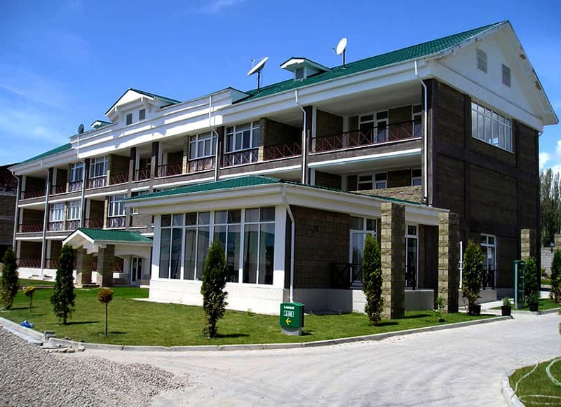 Karven Hotel